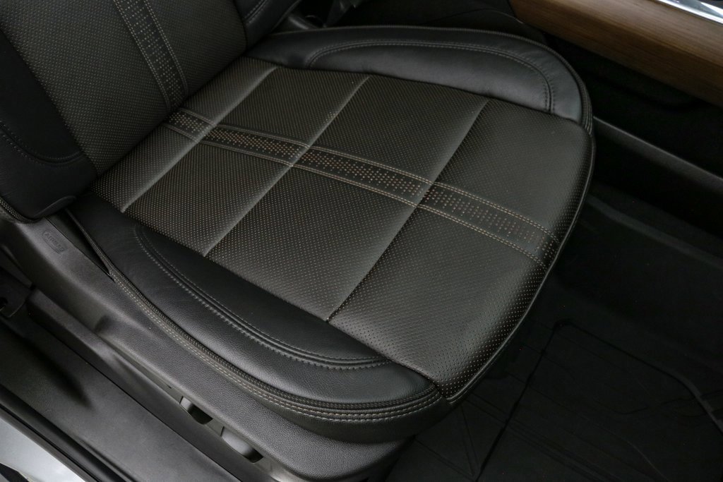 Used 2024 Chevrolet Silverado 1500 High Country w/ High Country Premium Package image 26