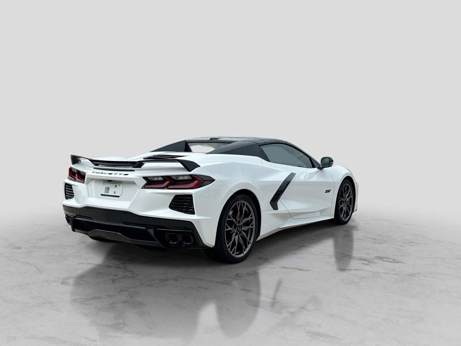 Used 2023 Chevrolet Corvette Stingray Preferred Conv w/ Z51 Performance Package RWD image 6