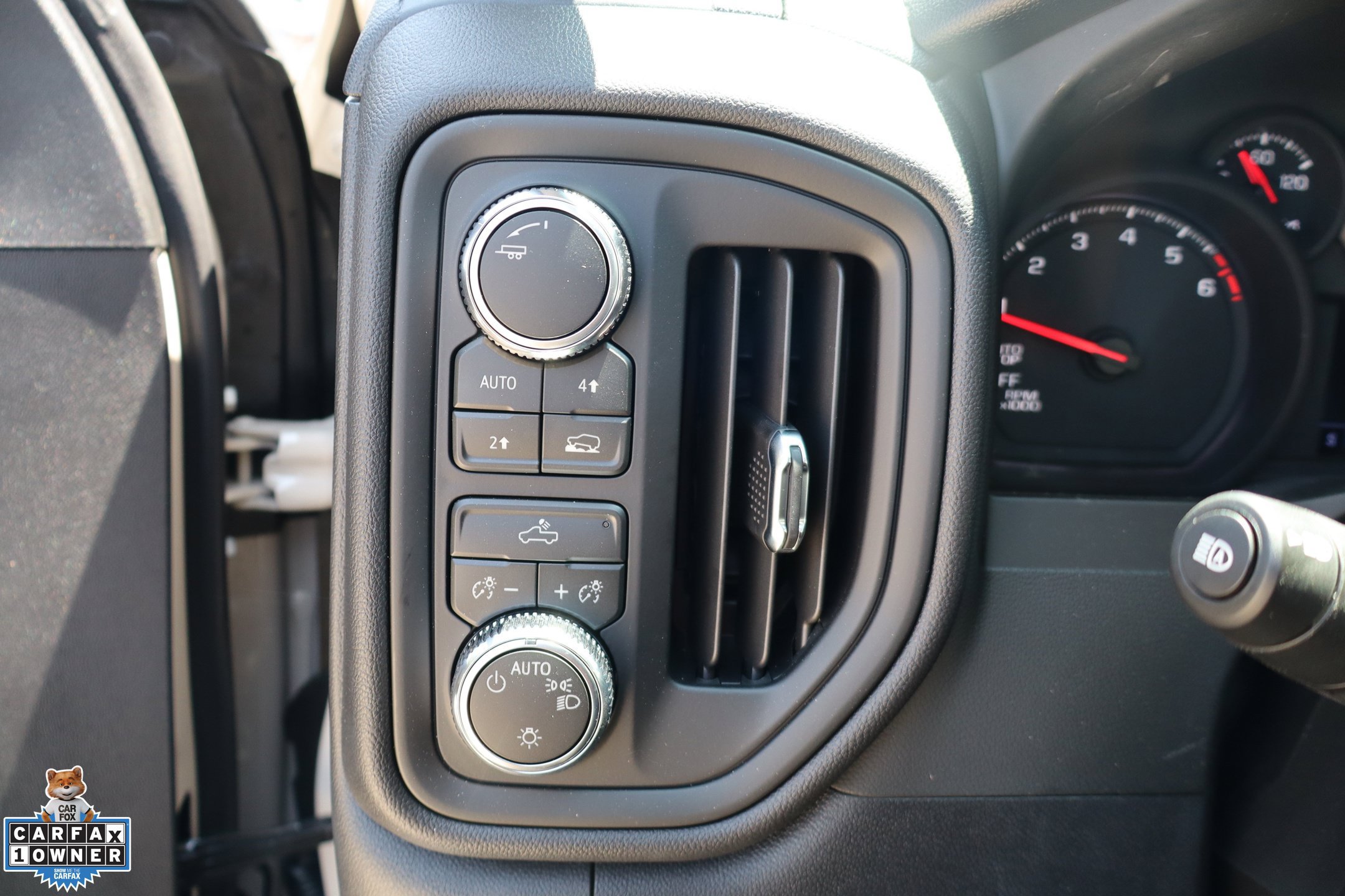 Used 2026 GMC Sierra 1500 Pro w/ Graphite Edition AWD/4WD image 15