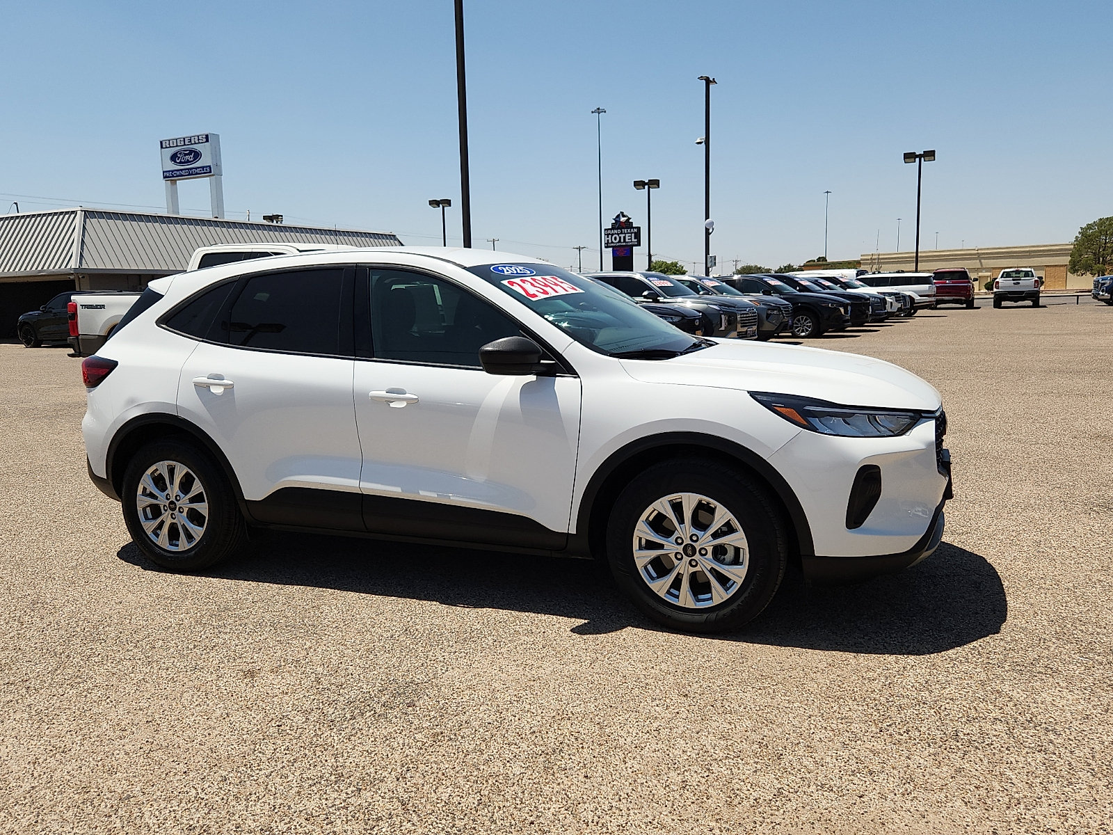 Certified 2025 Ford Escape Active FWD image 8