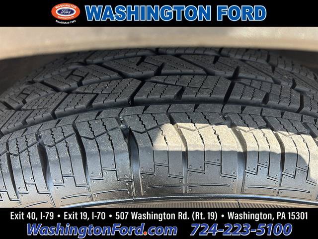 Certified 2023 Ford Explorer XLT w/ Equipment Group 202A AWD/4WD image 10