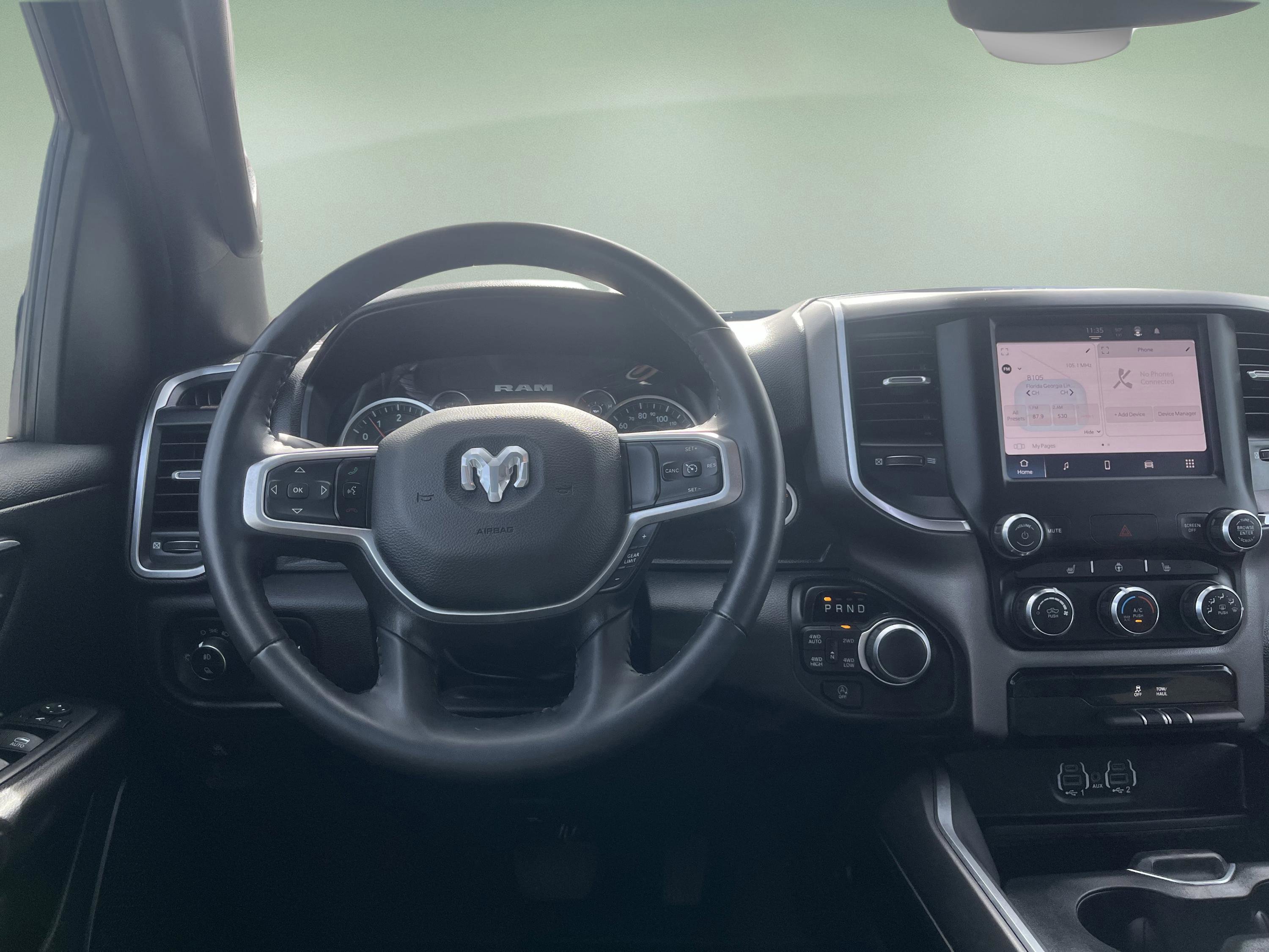 Used 2024 RAM 1500 Big Horn AWD/4WD image 32