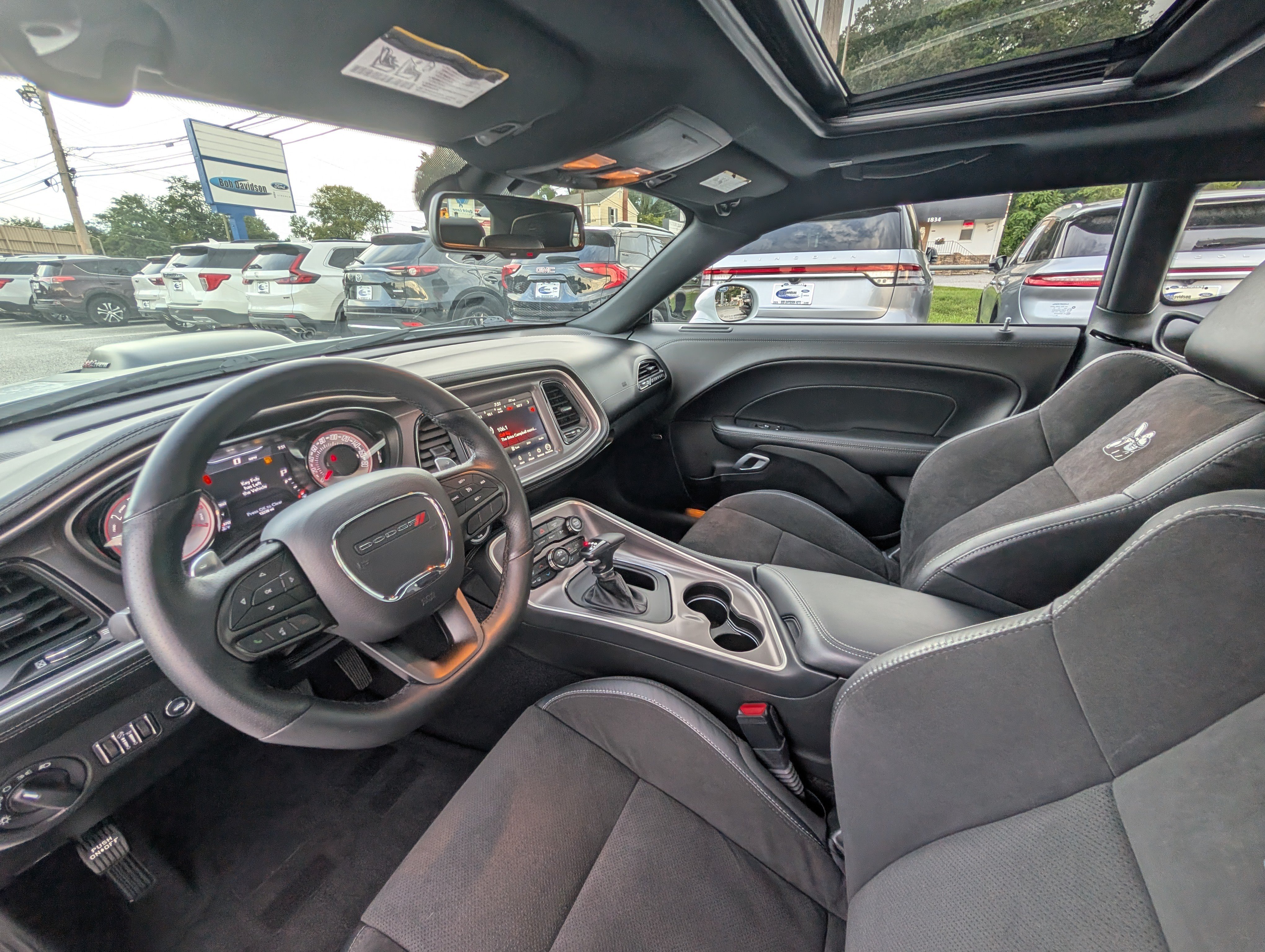 Used 2022 Dodge Challenger R/T Scat Pack RWD image 16