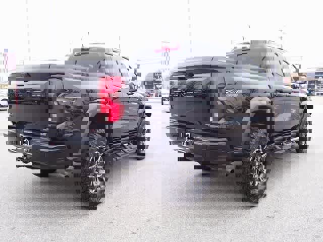 Used 2026 Chevrolet Colorado ZR2 w/ Technology Package image 3