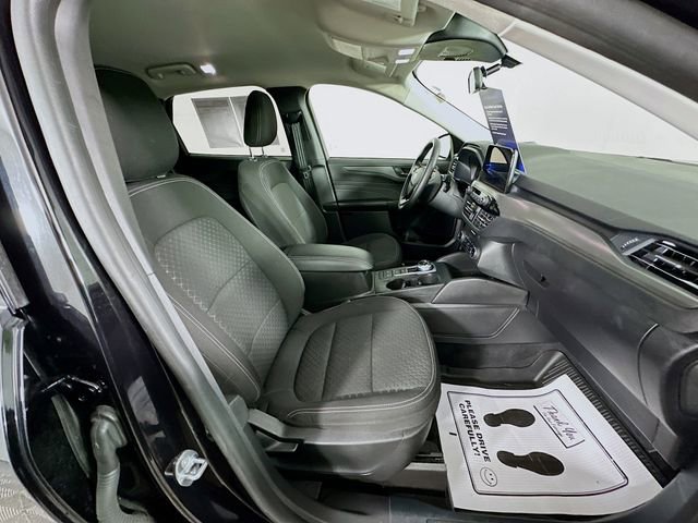 Certified 2023 Ford Escape Active AWD/4WD image 33