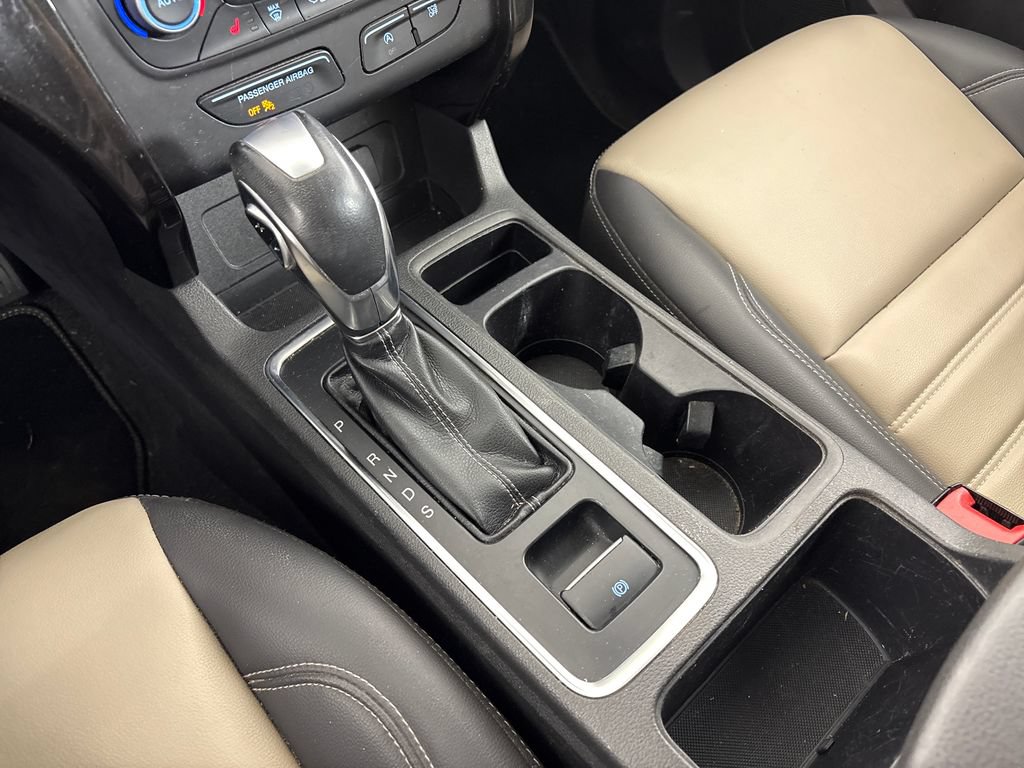 Certified 2019 Ford Escape SEL FWD image 28
