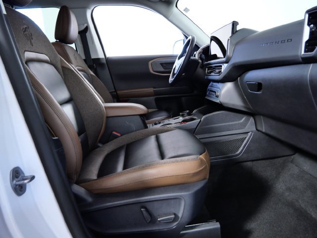 Certified 2025 Ford Bronco Sport Outer Banks w/ Outer Banks Tech Package+ AWD/4WD image 12