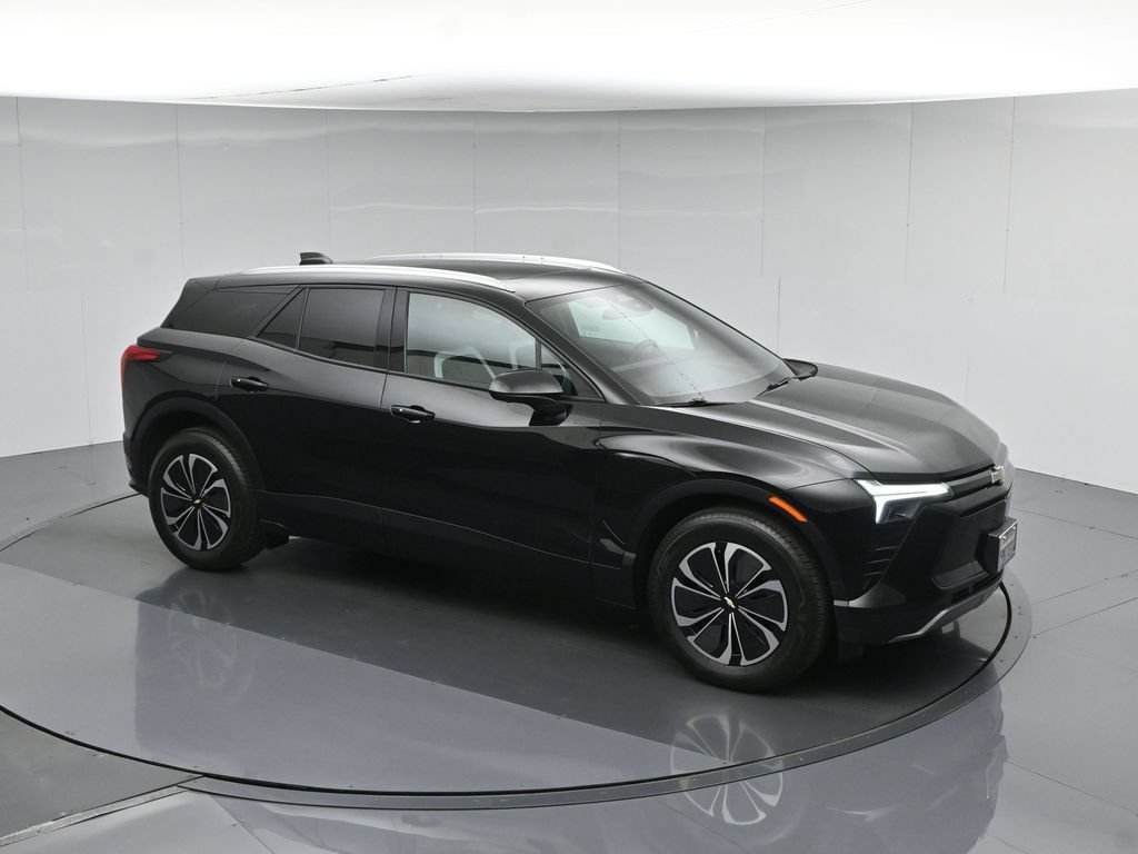 Used 2024 Chevrolet Blazer EV LT AWD/4WD image 45