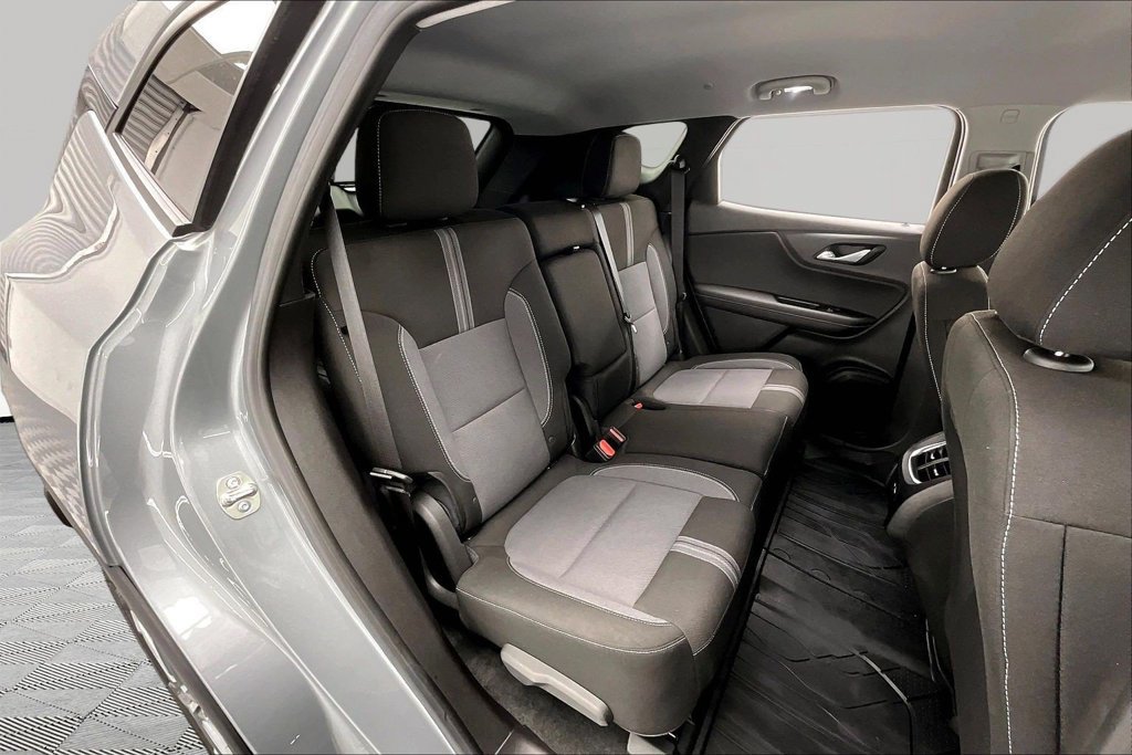 Used 2024 Chevrolet Blazer LT w/ Convenience Package FWD image 27
