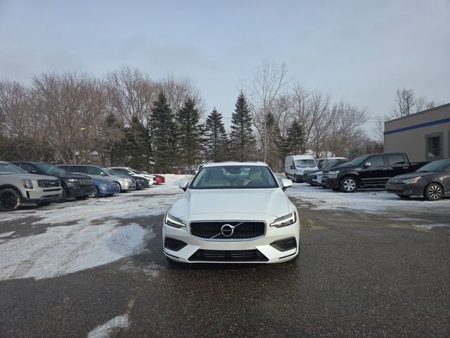 Used 2019 Volvo S60 T5 Momentum w/ Premium Package image 15