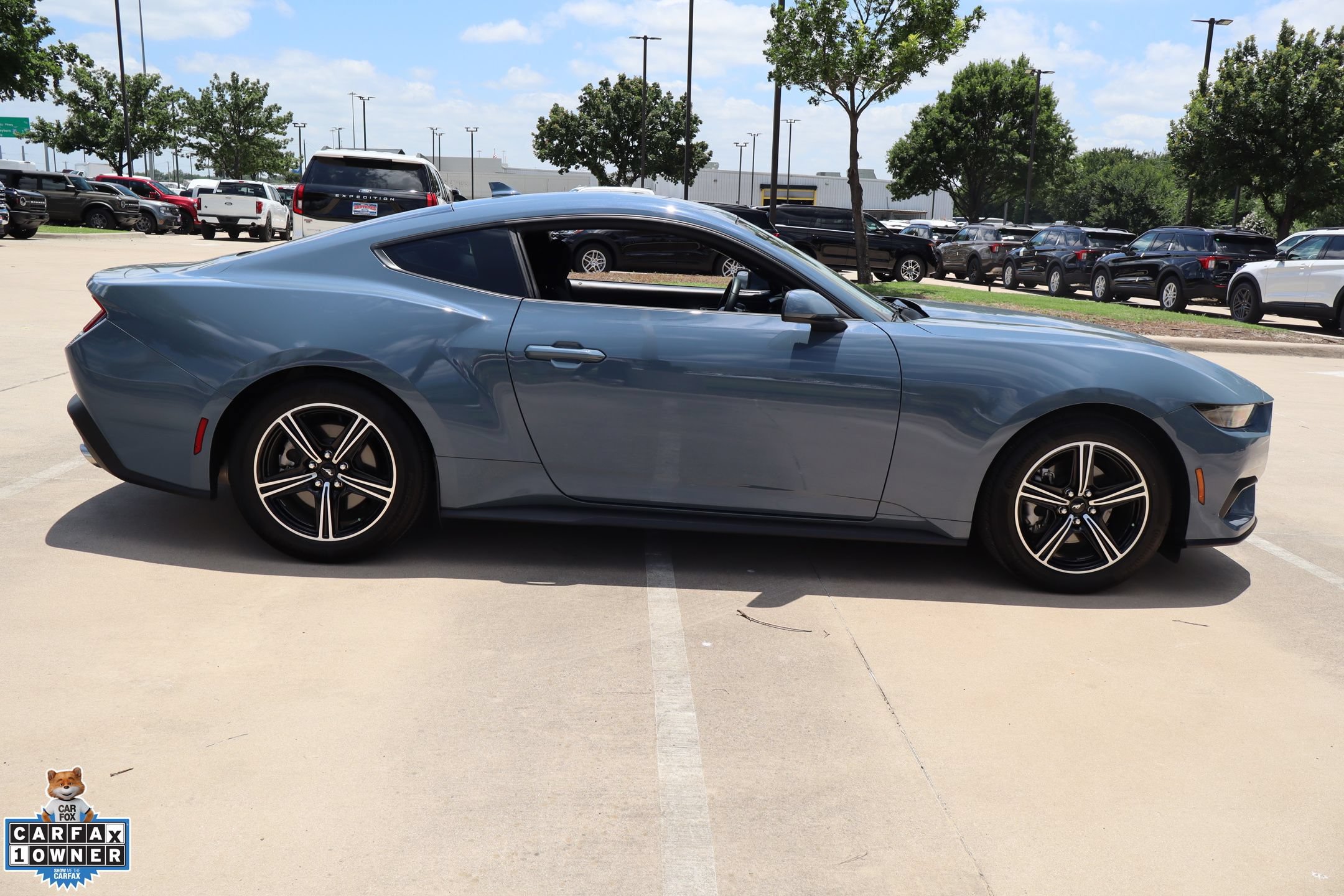 Certified 2025 Ford Mustang Coupe RWD image 2