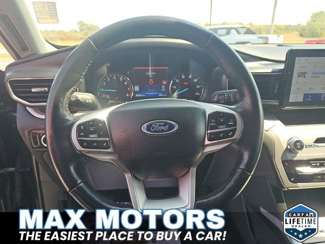 Certified 2023 Ford Explorer XLT w/ Equipment Group 202A image 17