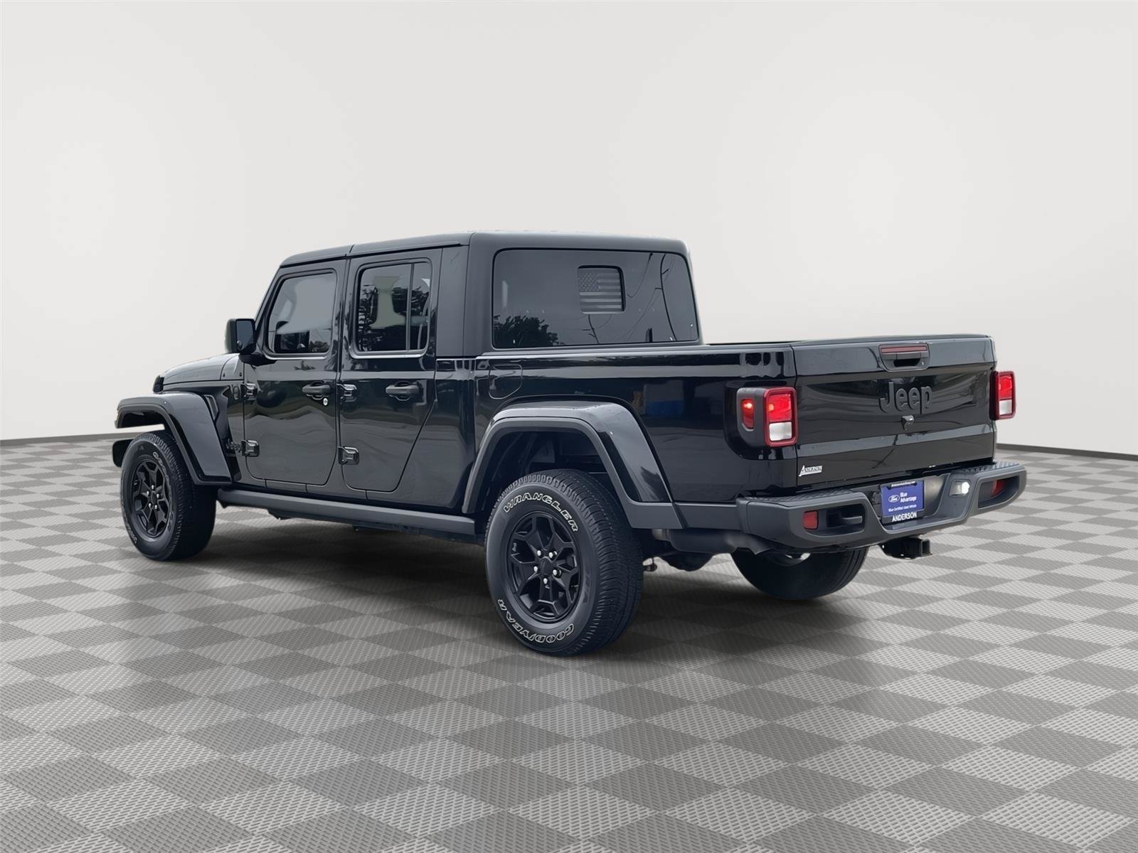 Used 2021 Jeep Gladiator Sport AWD/4WD image 9
