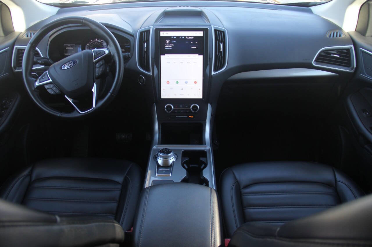 Certified 2024 Ford Edge SEL image 15