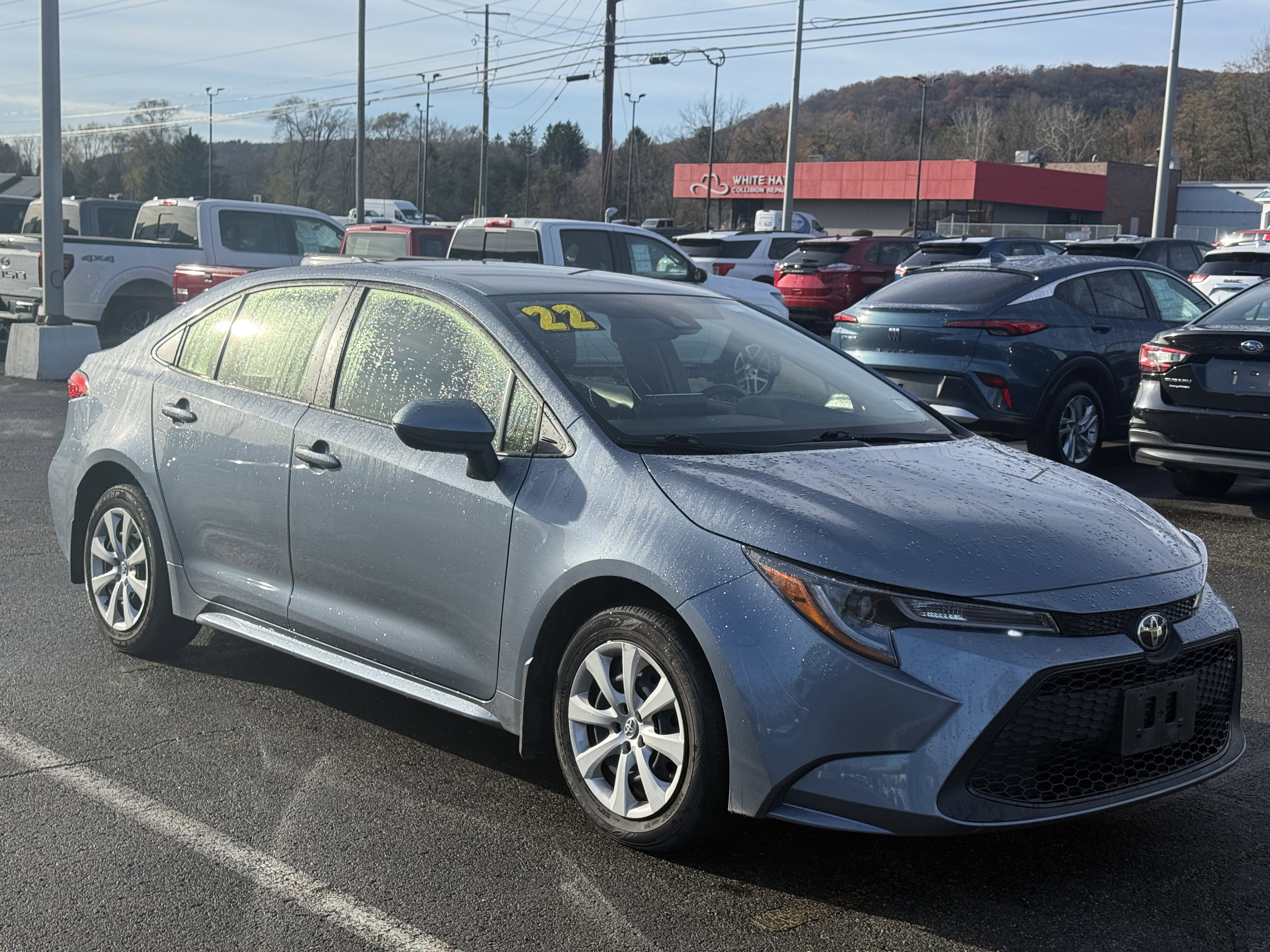 Used 2022 Toyota Corolla LE image 1