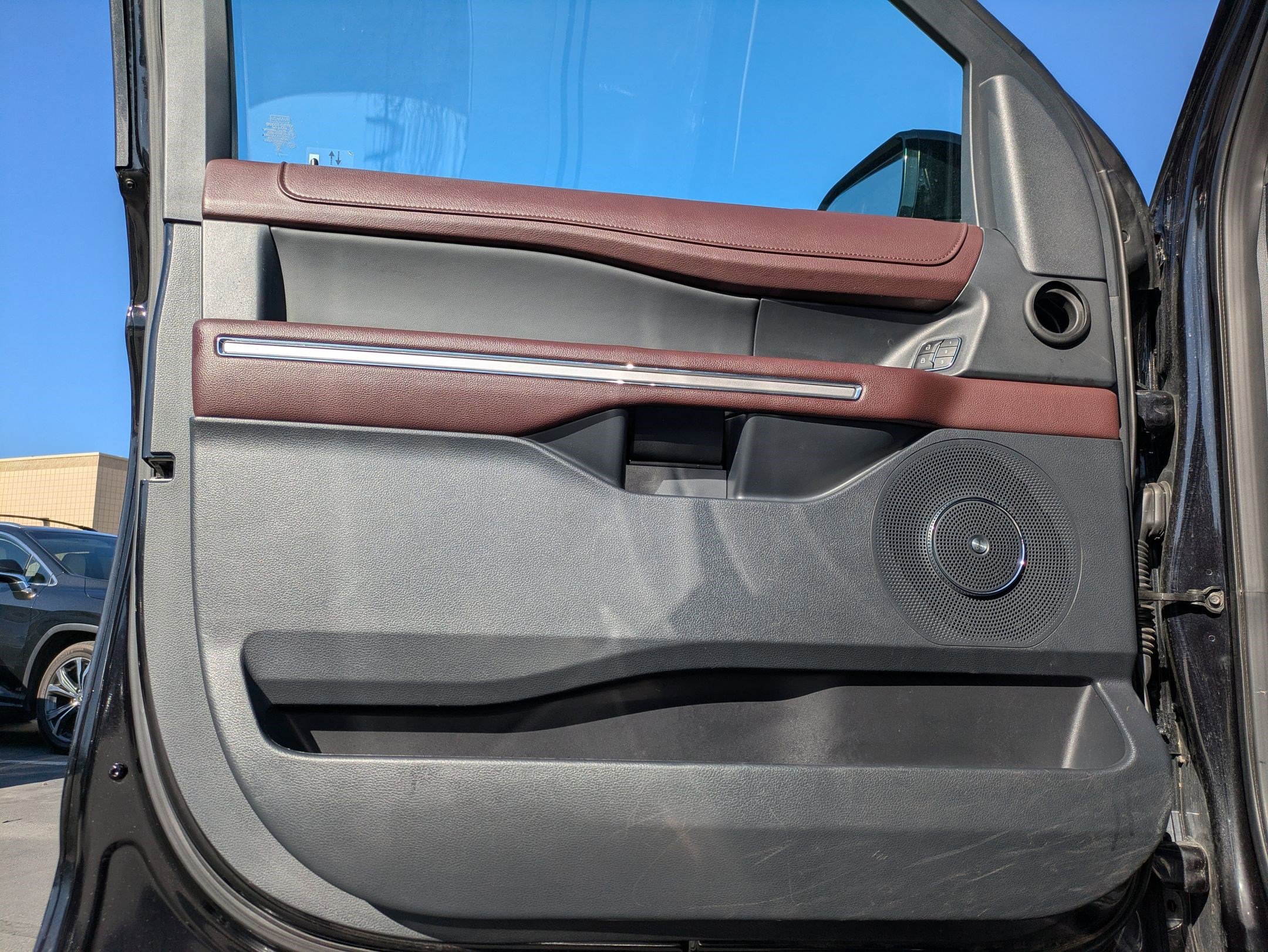 Certified 2024 Ford Expedition Limited image 16