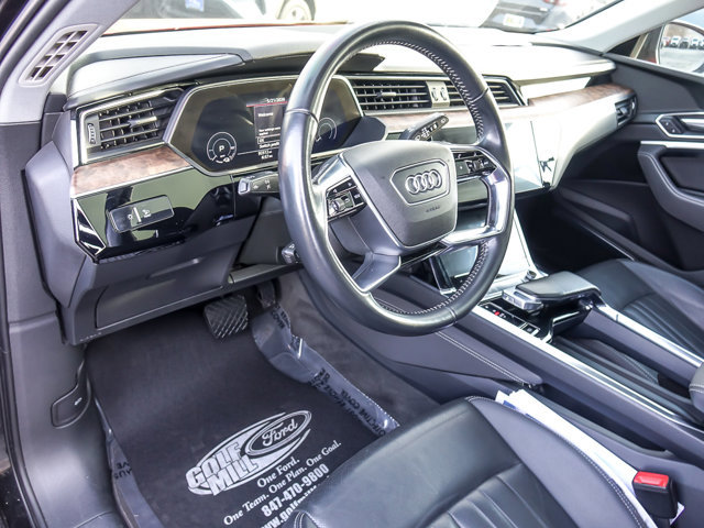 Used 2019 Audi e-tron Premium Plus AWD/4WD image 11