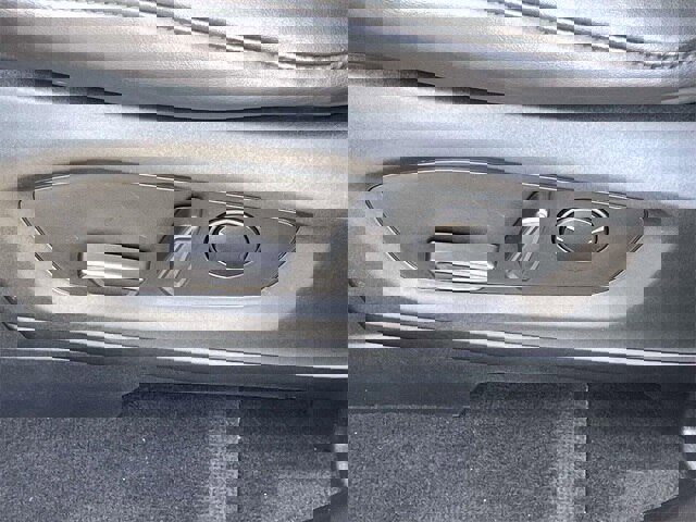 Certified 2022 Ford Explorer XLT w/ Equipment Group 202A image 14