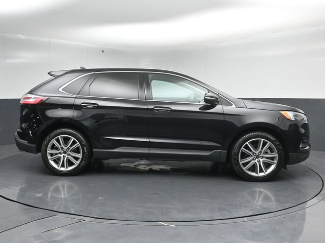 Certified 2024 Ford Edge Titanium w/ Equipment Group 301A AWD/4WD image 8