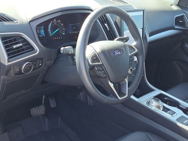 Certified 2024 Ford Edge SEL w/ Convenience Package image 12