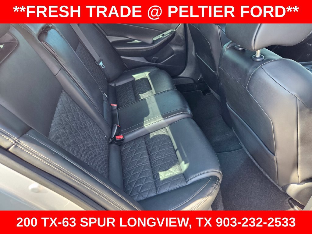 Used 2017 Nissan Maxima Platinum FWD image 13