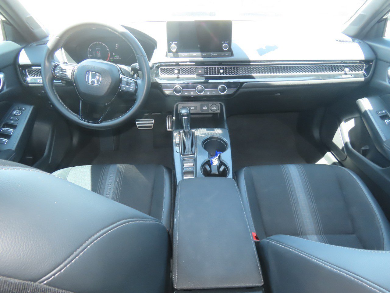 Used 2023 Honda Civic Sport image 19