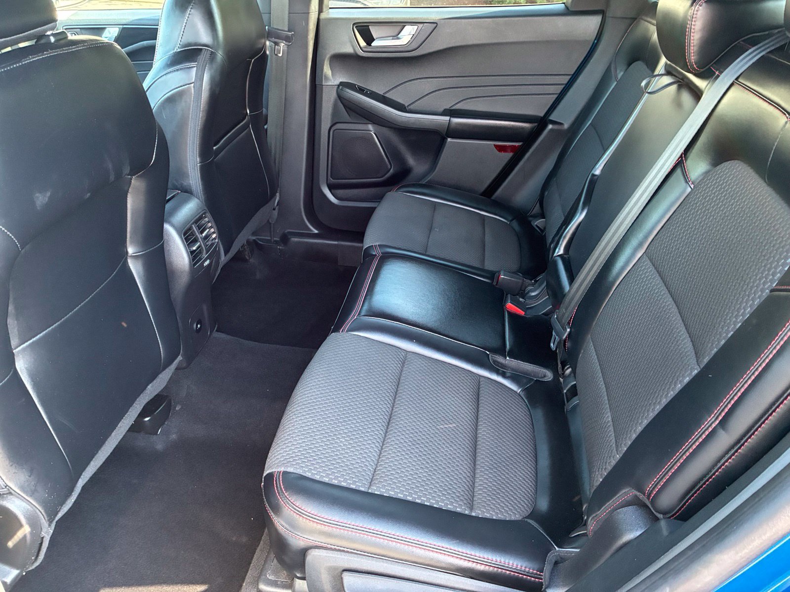 Certified 2023 Ford Escape ST-Line AWD/4WD image 15