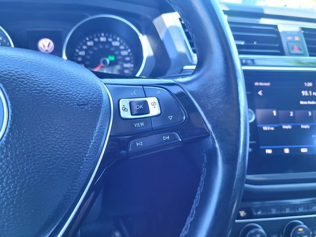 Used 2019 Volkswagen Tiguan SE AWD/4WD image 23