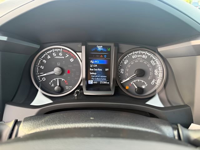 Used 2023 Toyota Tacoma TRD Off-Road w/ Technology Package image 21