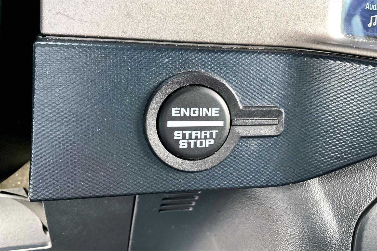 Certified 2022 Ford Bronco Outer Banks AWD/4WD image 32
