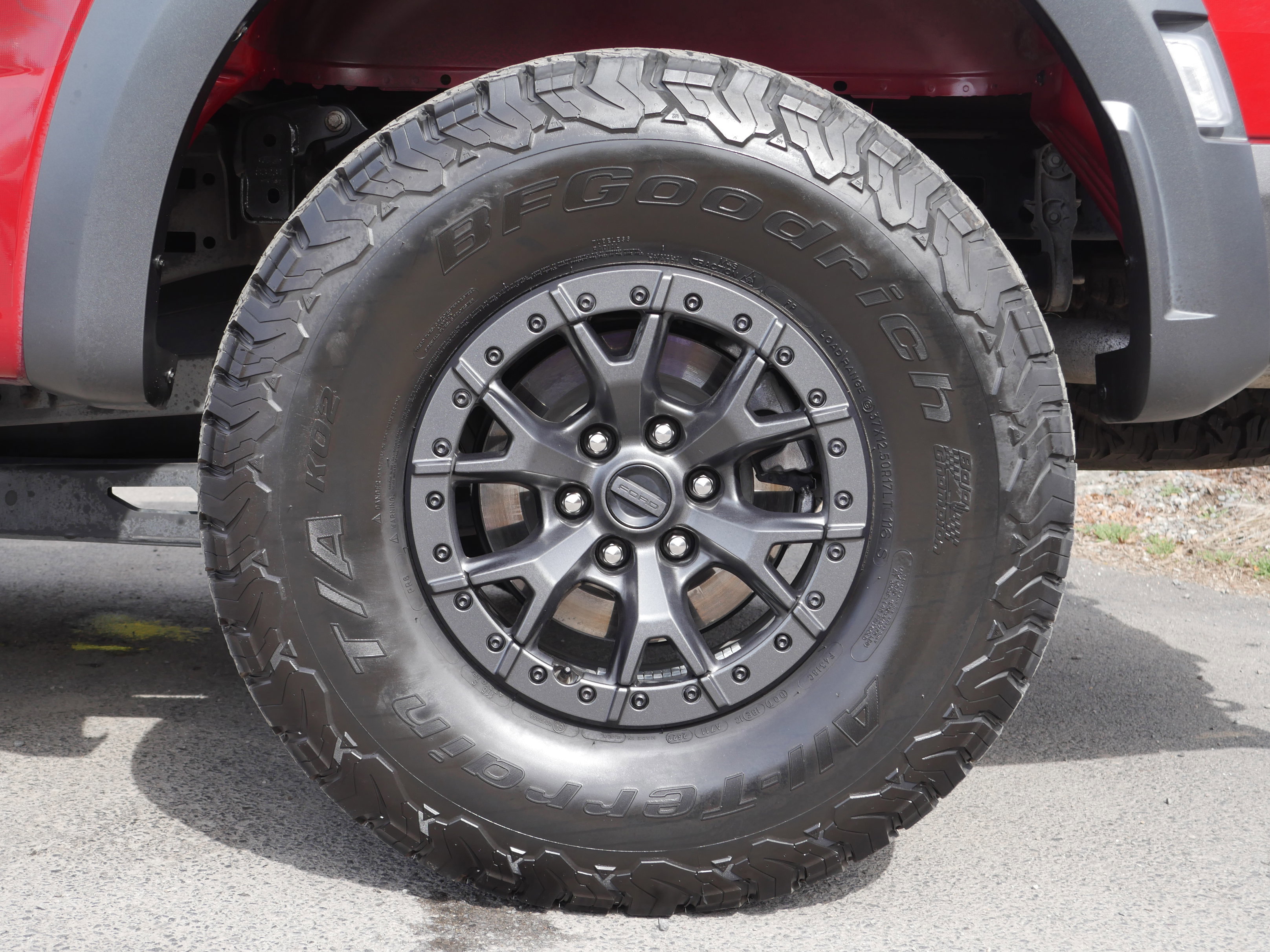 Certified 2022 Ford F150 Raptor w/ Raptor 37 Performance Package image 27