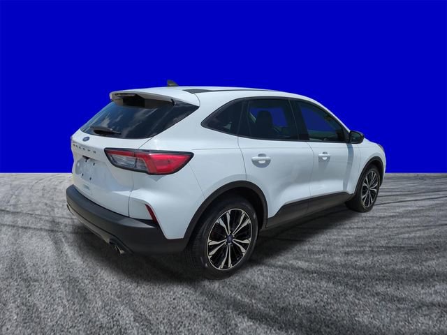 Certified 2021 Ford Escape SE w/ SE Sport Appearance Package FWD image 4