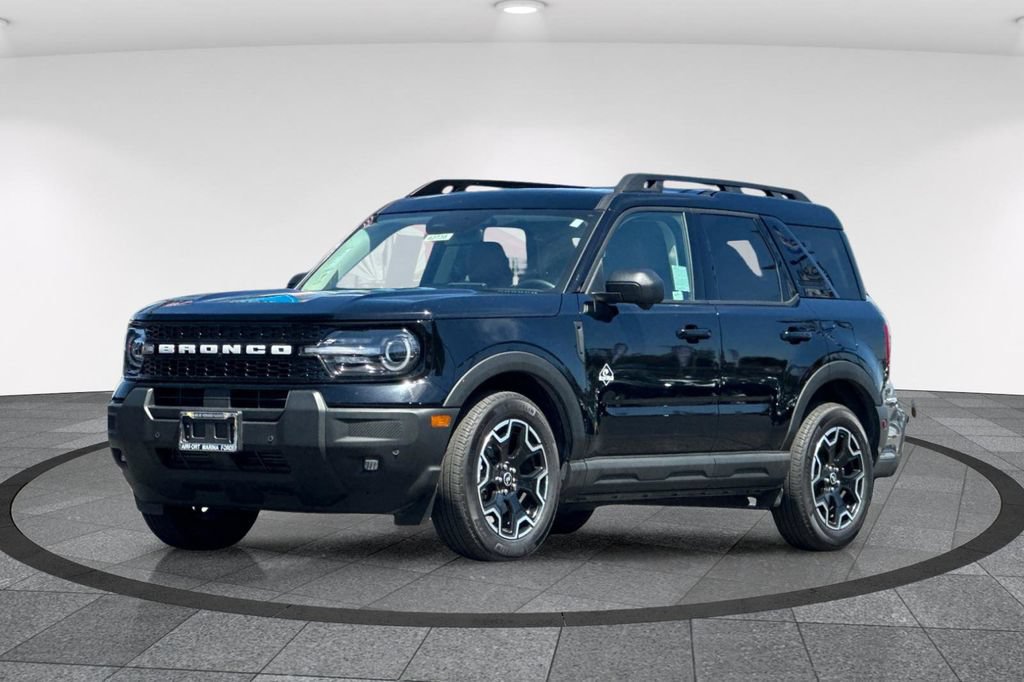 Certified 2025 Ford Bronco Sport Outer Banks w/ Outer Banks Tech Package+ AWD/4WD image 8
