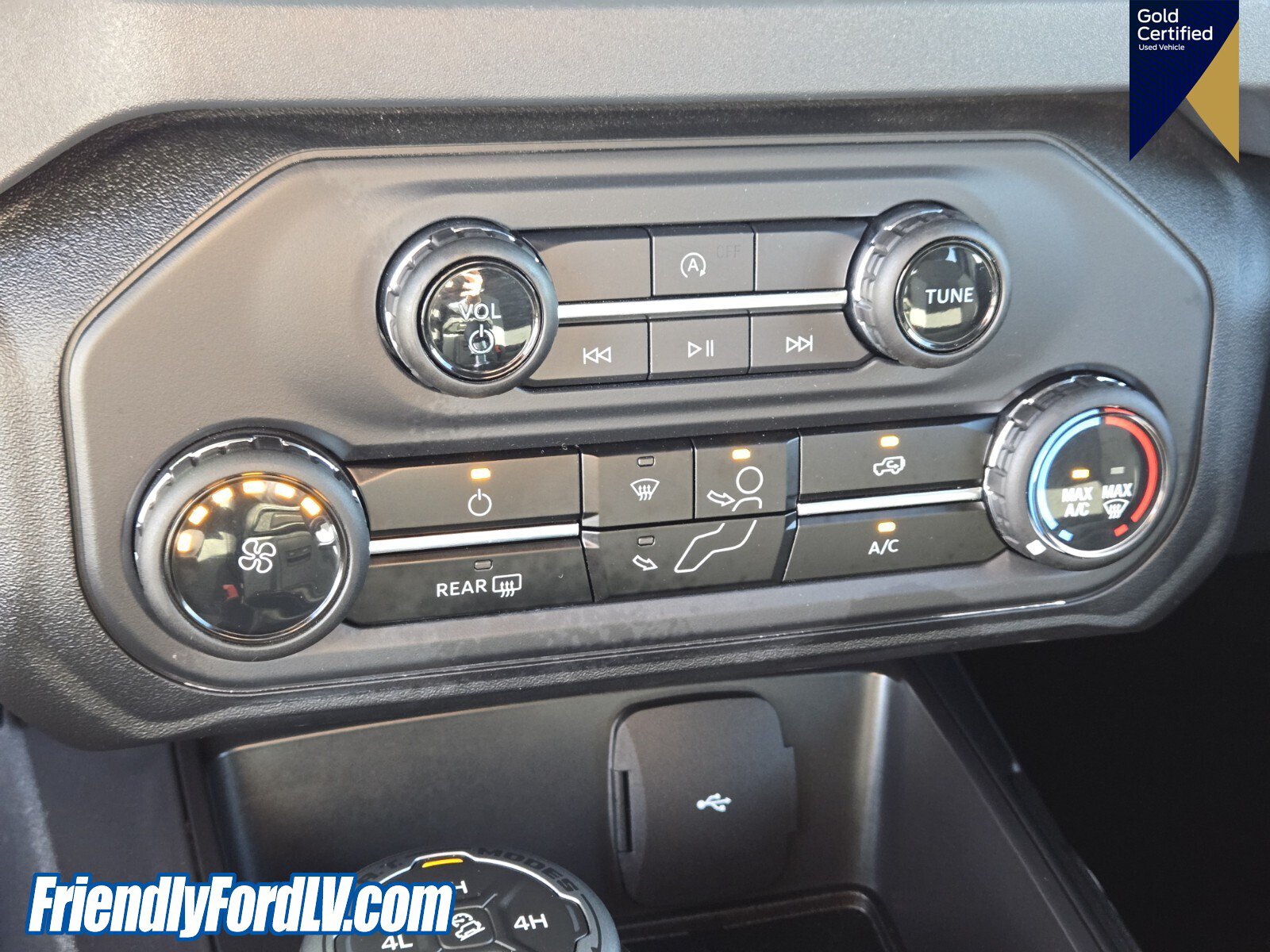 Certified 2025 Ford Bronco 2-Door w/ Sasquatch Package AWD/4WD image 24