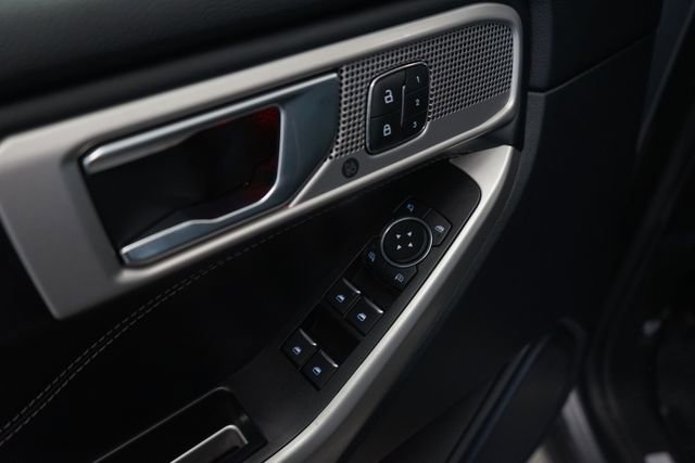 Certified 2021 Ford Explorer Limited w/ Equipment Group 301A image 20