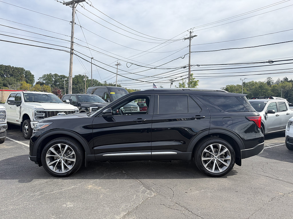 Certified 2025 Ford Explorer Platinum w/ Ultimate Package AWD/4WD image 4