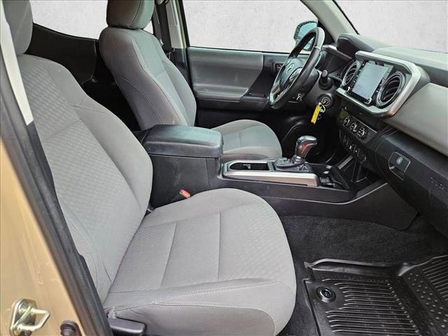 Used 2020 Toyota Tacoma SR5 RWD image 19