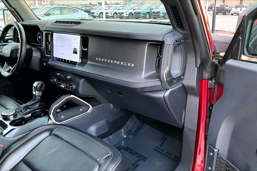 Certified 2025 Ford Bronco Badlands AWD/4WD image 15
