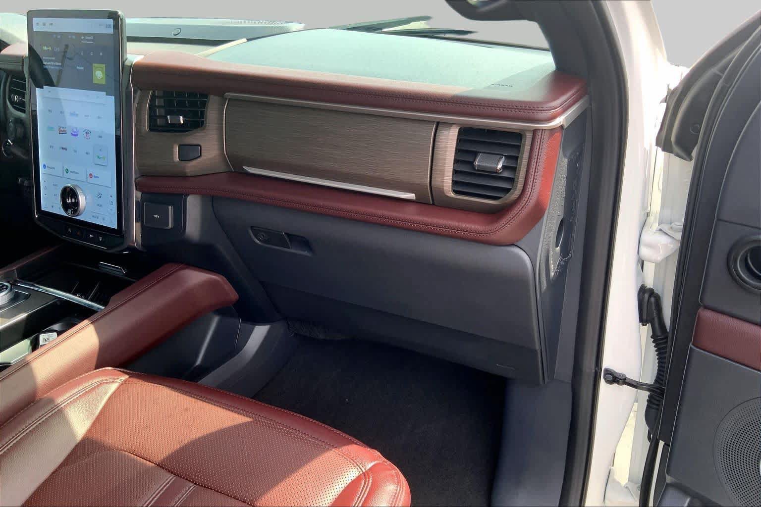 Certified 2024 Ford Expedition Limited RWD image 19