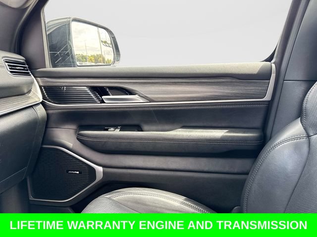 Used 2024 Jeep Wagoneer L Series II w/ Flexible Seating Group RWD image 24