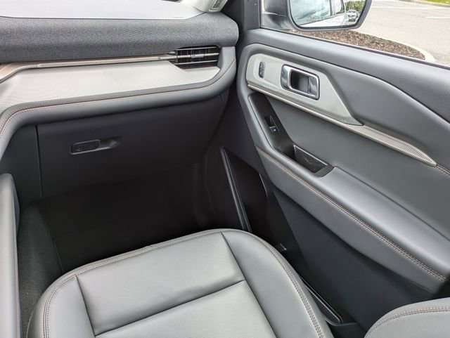 Certified 2026 Ford Explorer Active w/ Active Comfort Package RWD image 17