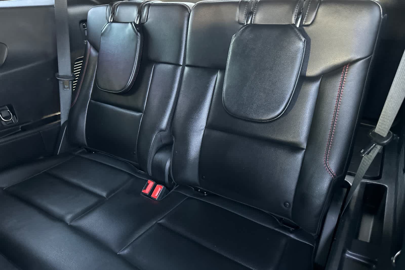 Certified 2022 Ford Explorer ST-Line RWD image 16