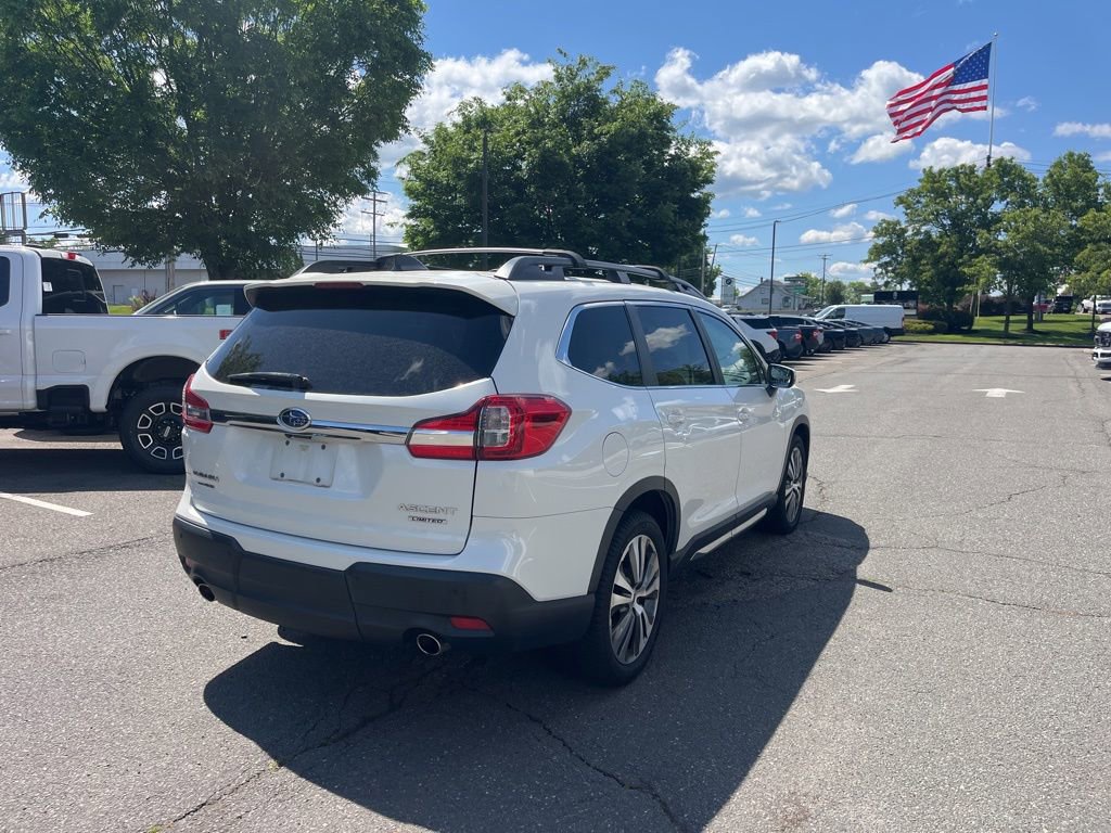 Used 2022 Subaru Ascent Limited w/ Technology Package AWD/4WD image 4