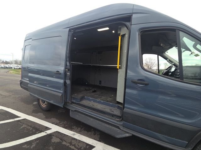 Certified 2020 Ford Transit 250 148 High Roof Extended image 10