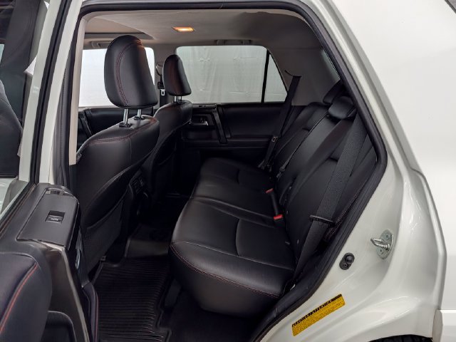 Used 2021 Toyota 4Runner Venture w/ Moonroof Package AWD/4WD image 15