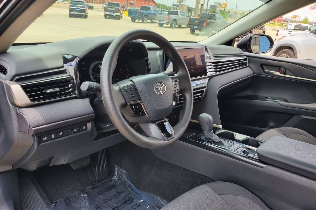Used 2026 Toyota Camry LE FWD image 3