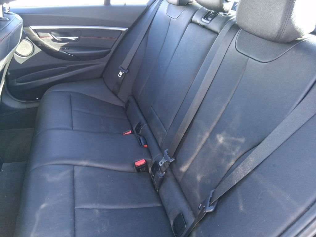 Used 2018 BMW 330i xDrive 330i xDrive w/ Convenience Package image 10