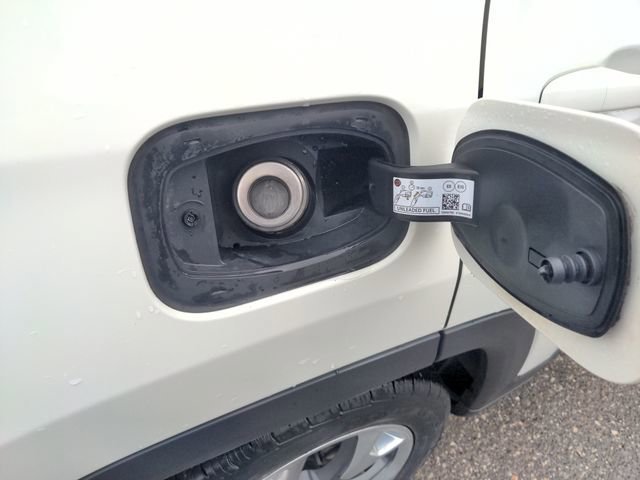 Used 2019 Jeep Compass Limited image 33