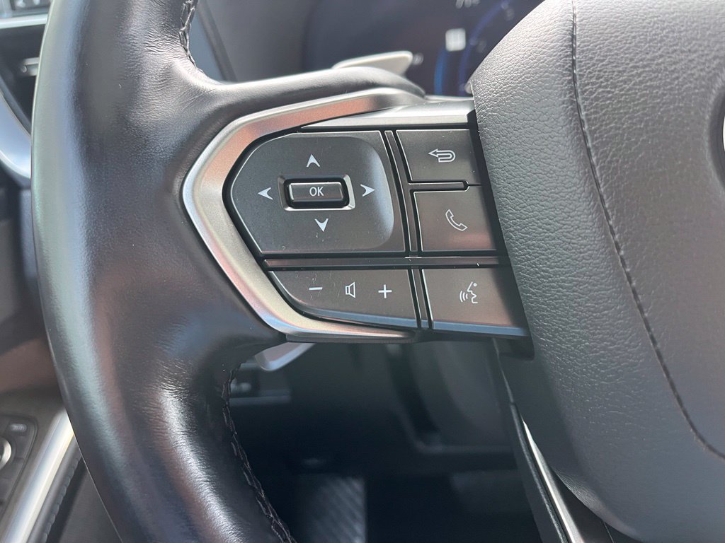Used 2024 Lexus GX 550 w/ Accessory Package (Z1) AWD/4WD image 28