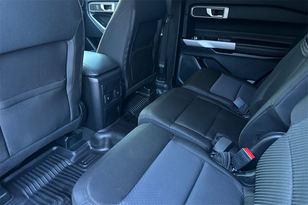 Certified 2023 Ford Explorer XLT image 12